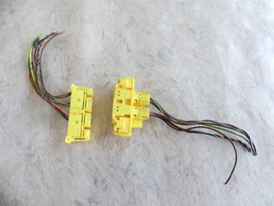 Mercedes Driver's Seat Yellow Female and Male Wire Connectors A0485455228 W221